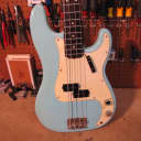 Fender Precision Bass 1966 Daphne Blue Refin