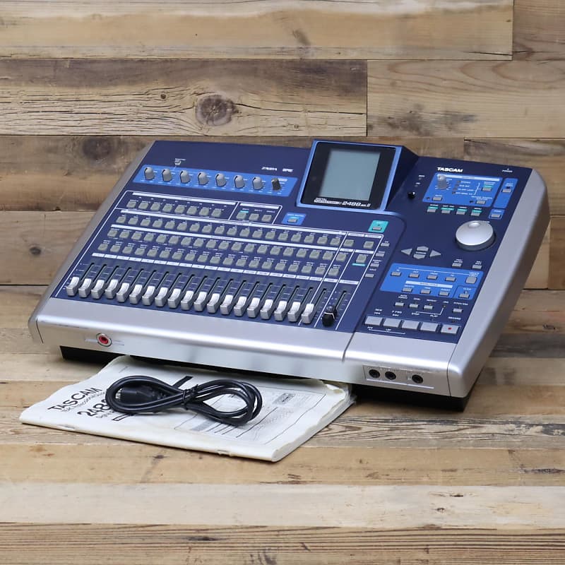 TASCAM 2488MKII DIGITALPORTASTUDIO　M2192 2488MKII | 24-track, 24-bit Recording Workstation | TASCAM
