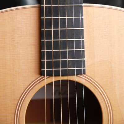 Lowden O-22 Original Series Cedar/Mahogany Acoustic Guitar image 5