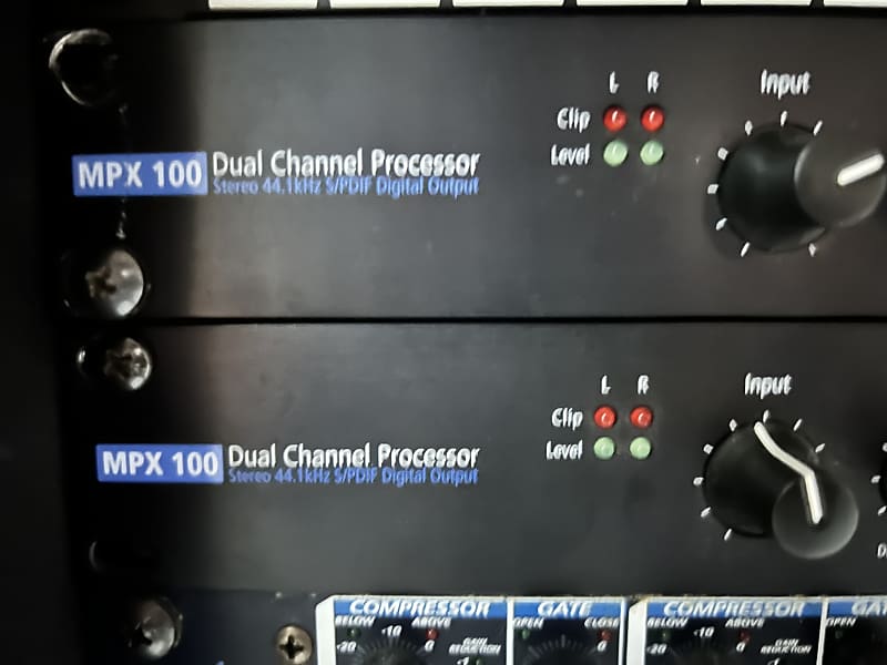 Lexicon MX200 Dual Reverb Effects Processor 2010s Black Reverb