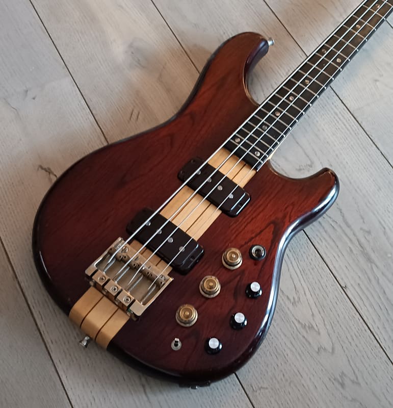 Ibanez MC924DS ベース ハードケース付き 80年代 - メルカリ