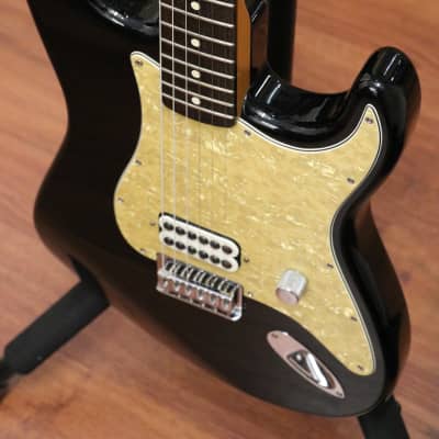 Fender Tom Delonge Stratocaster 2002 - Black image 5