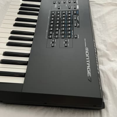 Yamaha Montage 7 Flagship Synthesizer 2019 - Present - Black image 9