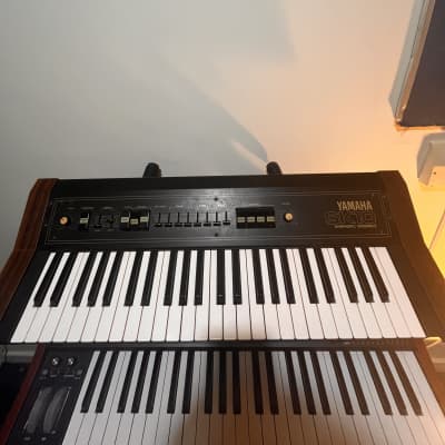 Yamaha SK-10 Symphonic Ensemble Synthesizer 1979 - Black