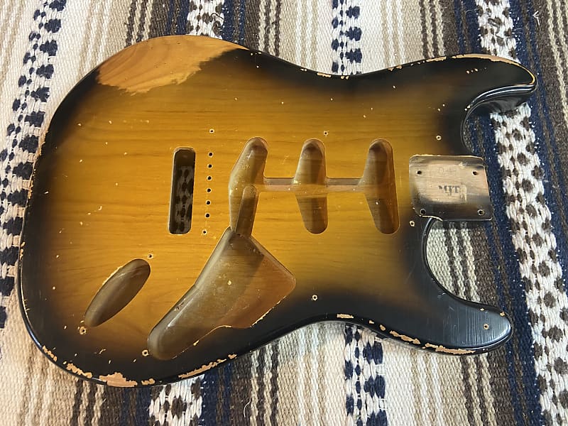 MJT Stratocaster body - Sunburst image 1
