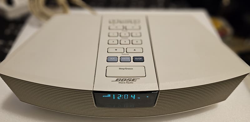 Bose Wave Radio AWR1W1/AWR113 & Remote Control ( NO CD
