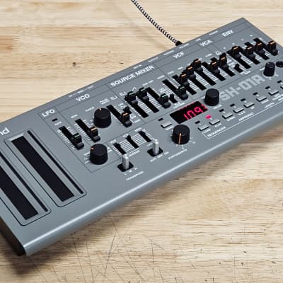 Roland SH-01A Boutique Series Monophonic Synthesizer Sound Module With 30 Degree Angled Stands
