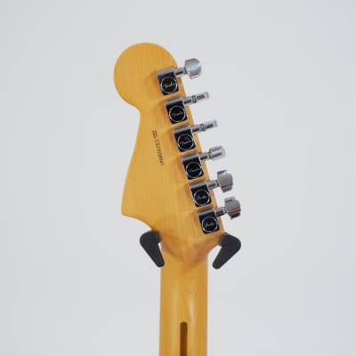 Fender American Professional II Jazzmaster 2023 - Miami Blue with Maple Fingerboard image 6