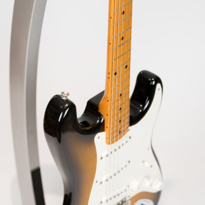 Fender Limited Edition 40th Anniversary 1954 Reissue Stratocaster with Maple Fretboard 1994 - 2-Color Sunburst image 9