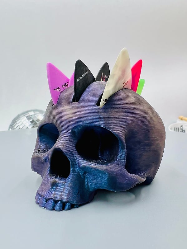Mohawk Skull Pick Holder - Chameleon Color Shift Limited Edition-Regular / Purple/Blue image 1