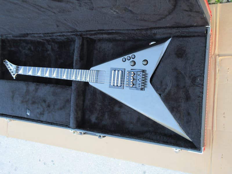 Washburn RR-40V Randy Rhoads Flying V Guitar With Original