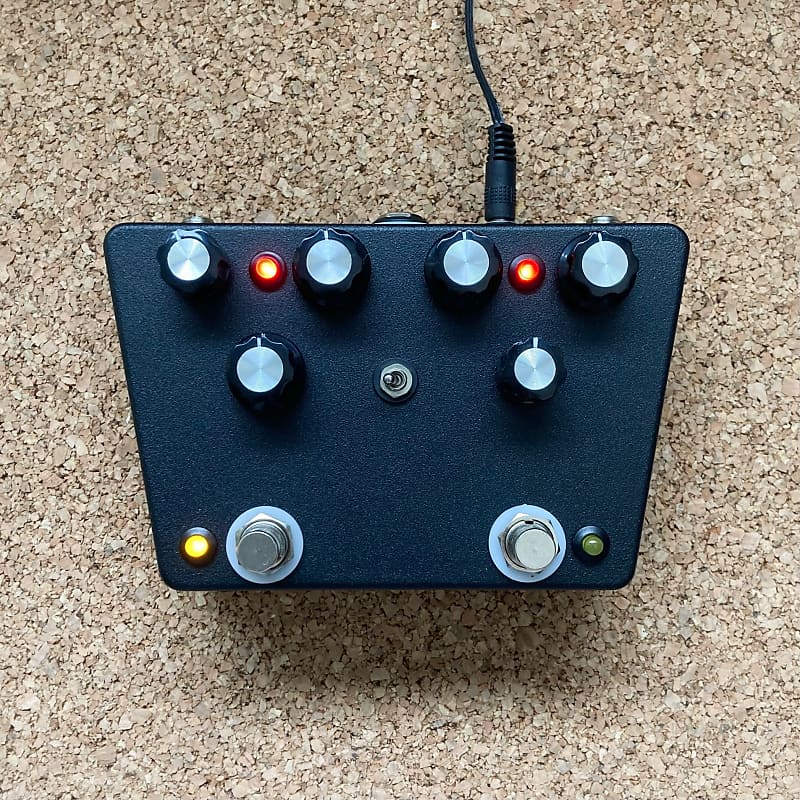 Varium War Zone Fuzz + Wah Filter Dual Pedal with Order Reverb