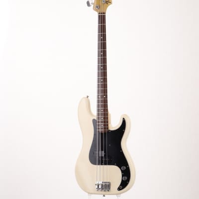 Fender PB-70 Precision Bass Reissue MIJ | Reverb