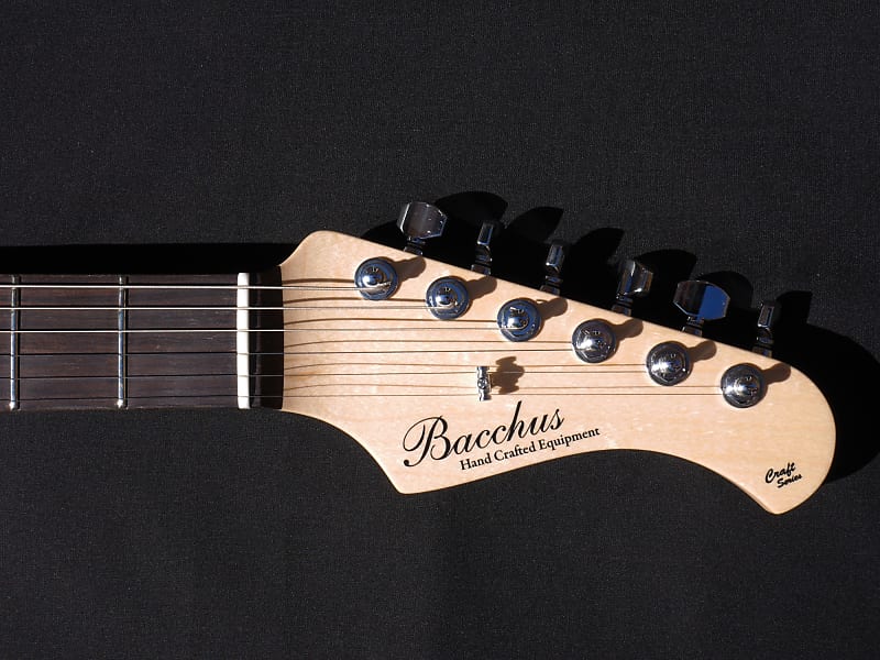Bacchus MIJ G-Studio Ash SSH Satin Black Modern Strat-style