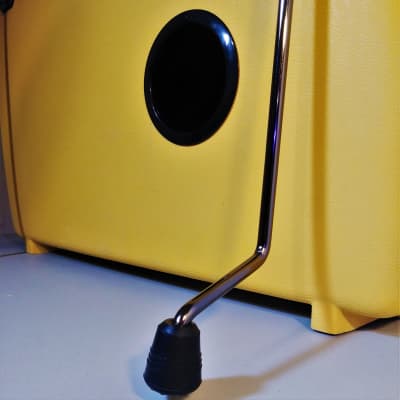 The "Bumble" Suitcase Kick Drum / Made by Side Show Drums - Yellow and Black image 3