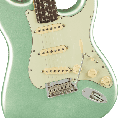 Fender  American Professional II Stratocaster, Rosewood Fingerboard,  Mystic Surf Green image 4