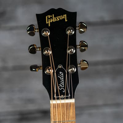 Gibson J-45 Studio Walnut - Antique Natural image 8