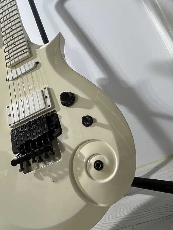 Edwards E-S-100PR Sugizo Prince Cloud Guitar ! | Reverb The