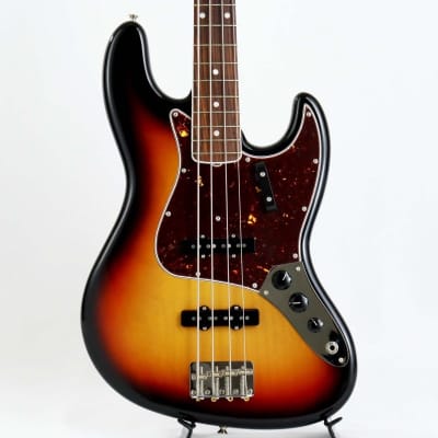Fender USA [USED] American Vintage II 1966 Jazz Bass (3-Color Sunburst) #V2210130 for sale
