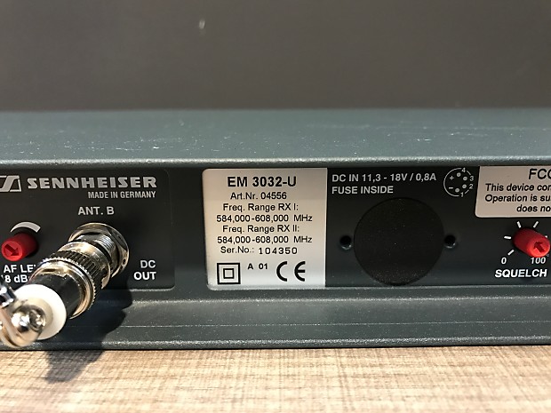 SENNHEISER EM 3032-U ワイヤレスチューナー レシーバー Sennheiser EM 3032-U Dual UHF Wireless Microphone Mikroport