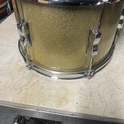 Ludwig 9x13 clubdate gold sparkle 60’s  - Gold Sparkle image 2