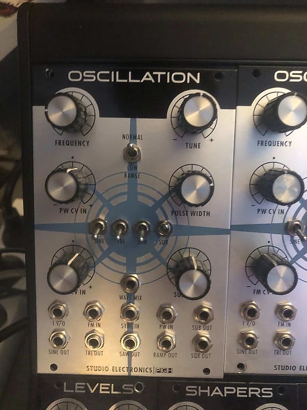 Studio Electronics Oscillation