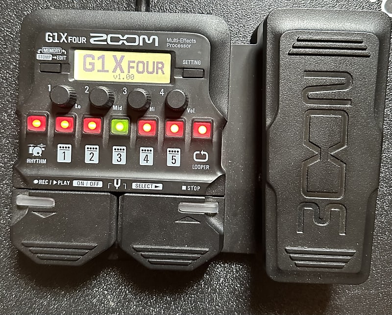 Zoom G1X Four