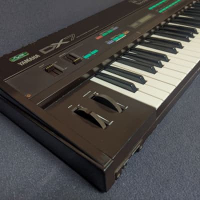 Yamaha DX7 (FM synthesizer, 1983, Japan)