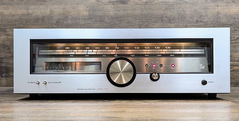 Luxman T-88V AM/ FM Tuner/ Near Mint Condition/ 1979 Japan