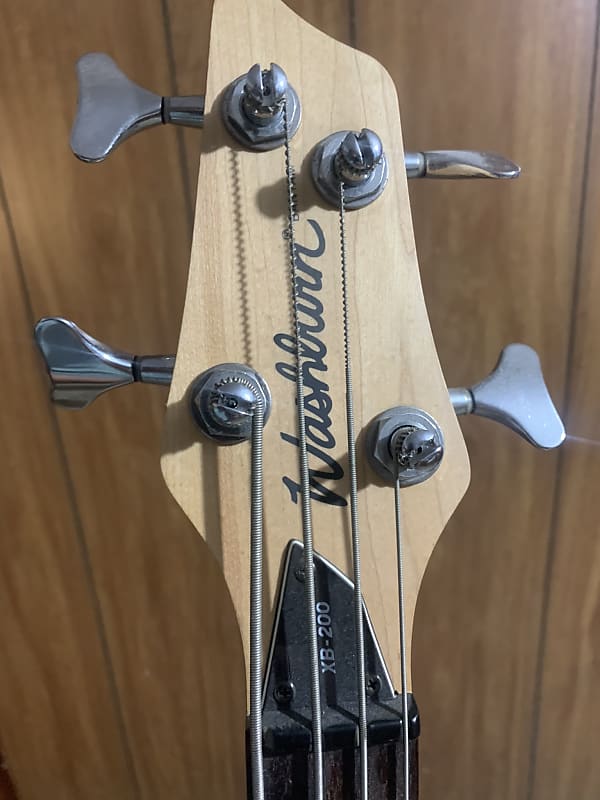 Washburn XB-200