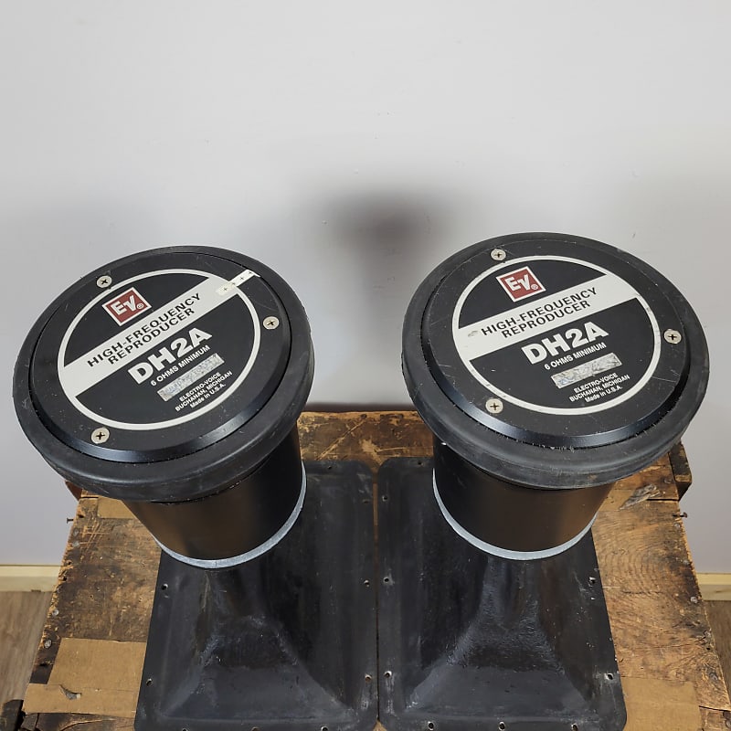 Pair of Electro-Voice DH2A Drivers With HP64 Horns | Reverb