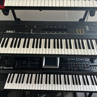 Ensoniq ESQ-1 Wave Synthesizer 1986 - Black