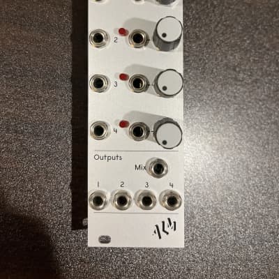 ALM Busy Circuits Tangle Quartet Quad VCA Eurorack