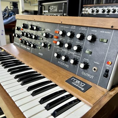 Moog MiniMoog Model D c 1973 Walnut original vintage USA analog synth synthesizer image 5