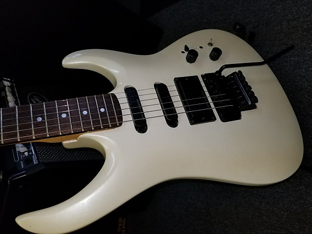 American Showster (Kramer/ESP) Savant III /Pearl White