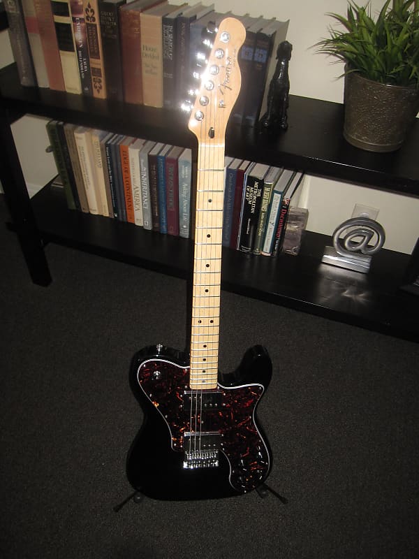 Fender '72 Telecaster Deluxe 2023 - Gloss Black with