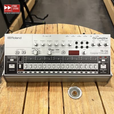 Roland - TR-06 Drumatix