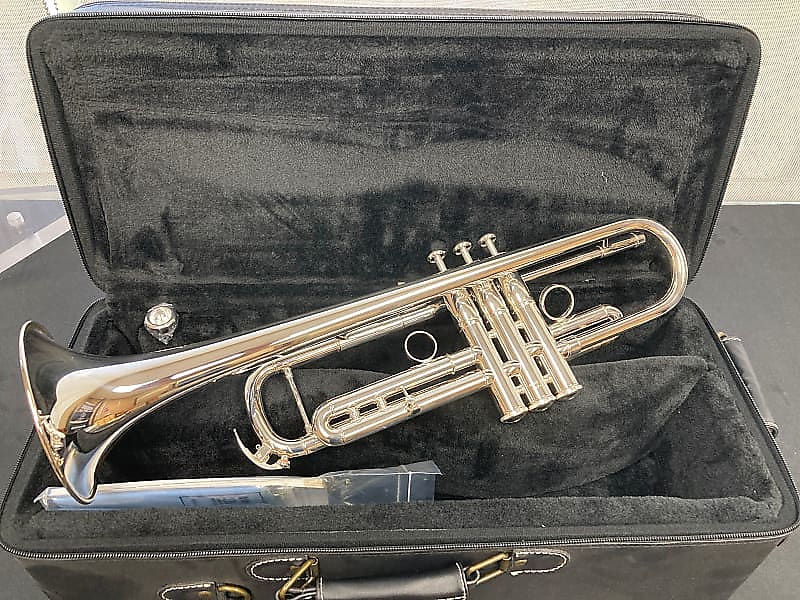 Yamaha YTR-8335IIRS Xeno Bb Trumpet — Reverse Lead (USED/Demo