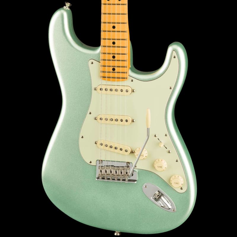 Photos - Guitar Fender   American Professional II Stratocaster Maple Finger... Mystic Surf Green  2021