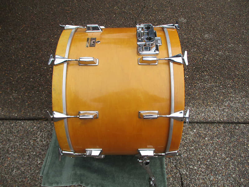 Pearl Vintage All Maple 24 X 16 Bass Drum, Japan Made, 10