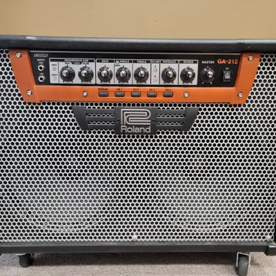 Roland GA-212 2-Channel 200-Watt 2x12