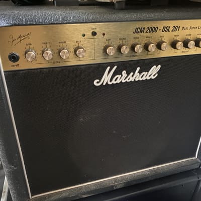 Marshall JCM 2000 DSL 201 Dual Super Lead 2-Channel 20-Watt 1x12