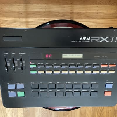 Yamaha RX11 Drum Machine image 1
