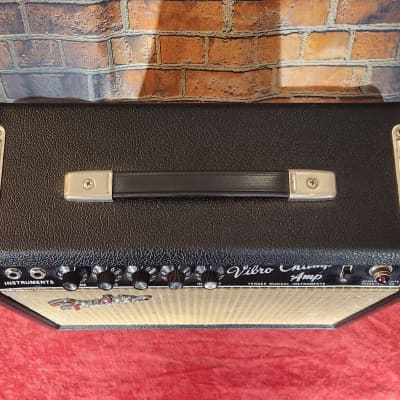 Vintage 1967 Fender Vibro Champ 6-Watt 1x8" Guitar Combo Black Panel VERY Clean Amp! image 6