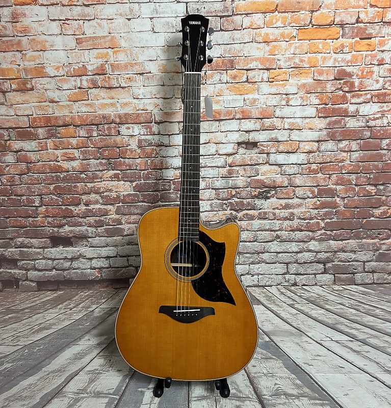 Yamaha A5R-VN Dreadnought with Electronics Vintage Natural