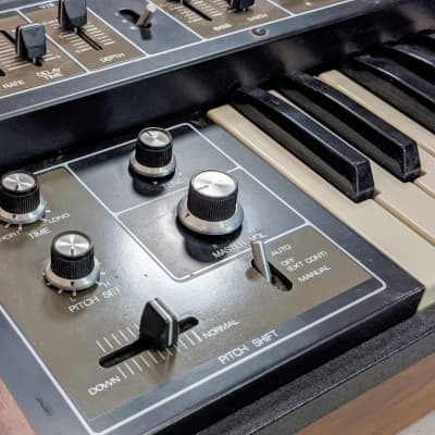 Roland RS-505 Paraphonic 49-Key Synthesizer 1970s Black image 8