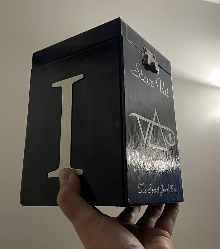 Steve Vai “Secret Jewel Box” Set Steve Vai 2000's | Reverb
