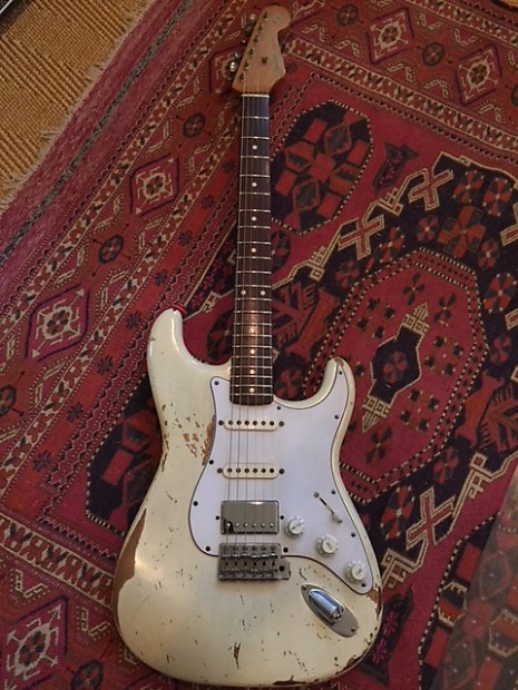 Fender Road Worn 60's Stratocaster-Heavy Relic HSS Mod w/'54