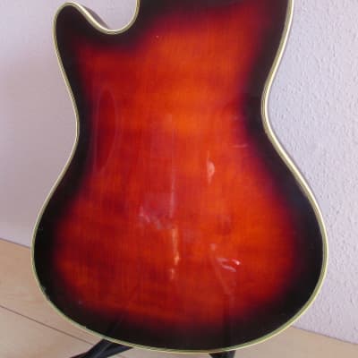 Musima GDR Semi-Hollowbody Bass 1960s 2-tone sunburst very rare image 8