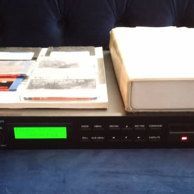 Roland S-330 Digital Sampler 1988 Plus Rare Mouse and Director S Sequencing Software